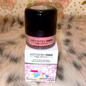 New “Artistry” Powder Pink Blush